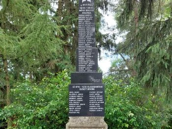 I. és II. világháborús emlékmű Alsómocsolád