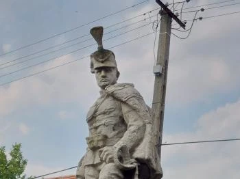 I. és II. világháborús emlékmű Kondoros