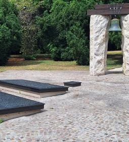 281. legjobb látnivaló: I. és II. világháborús emlékmű