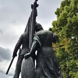 I. és II. világháborús emlékmű - Templom köz, Budapest - Külső kép