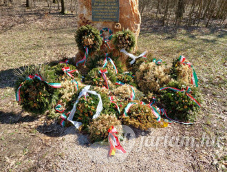 I. Magyar Királyi Huszárhadosztály emlékműve