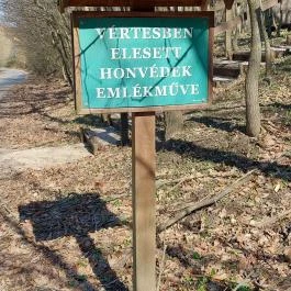 I. Magyar Királyi Huszárhadosztály emlékműve, Vérteskozma - Egyéb