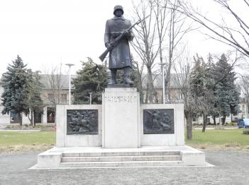 I. világháborús emlékmű Kiskunfélegyháza