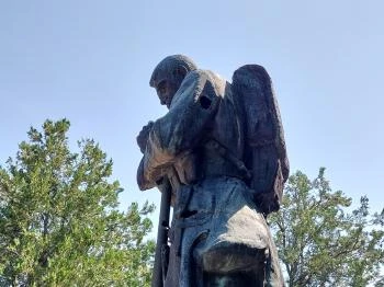 I. világháborús emlékmű Csákberény