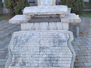 I. világháborús emlékmű Kajászó