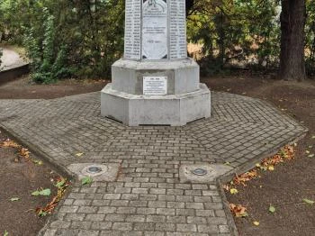 I. világháborús emlékmű Aba