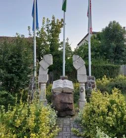 Identitás-emlékmű