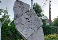 Identitás-emlékmű Kozárd