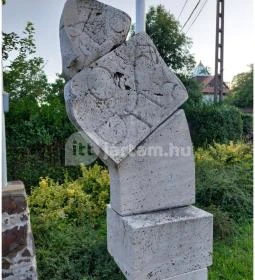 Identitás-emlékmű