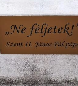 II. János Pál szobra