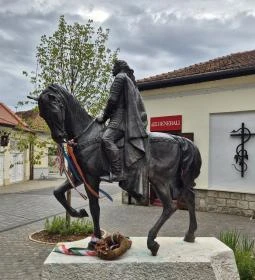II. Rákóczi Ferenc-szobor