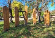 II. világháború és a forradalom áldozatainak állított emlékmű Dunavecse