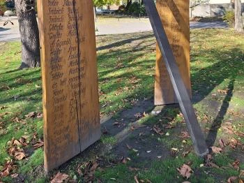 II. világháború és a forradalom áldozatainak állított emlékmű Dunavecse