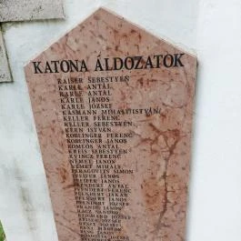 A II. világháború hősi halottainak és minden áldozatának emlékére, Zsámbék - Egyéb