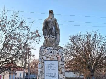 II. világháborúban elhunytak emlékére Baracska
