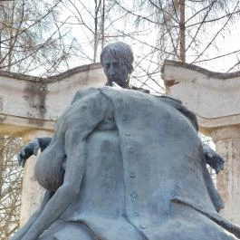 II. világháborús emlékmű Karcag - Egyéb