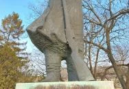 II. világháborús emlékmű Kunmadaras