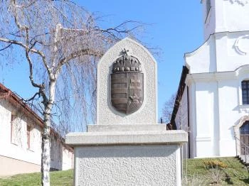 II. világháborús emlékmű Szomor