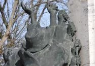 II. világháborús emlékmű Kisújszállás