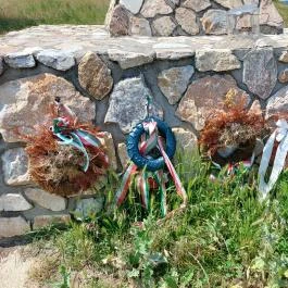 II. világháborús emlékmű, Csákberény - Egyéb