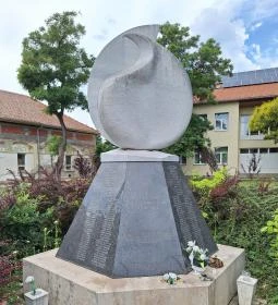 7. legjobb látnivaló: II. világháborús emlékmű