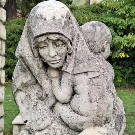 II. világháborús emlékmű Sümeg - Egyéb