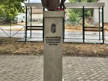 II. Világháborús emlékmű Aba