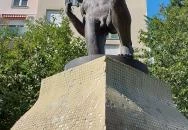 Ijász fiú szobra Budapest