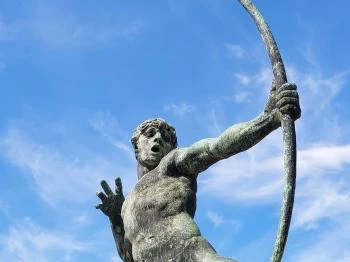 Íjász-szobor Budapest