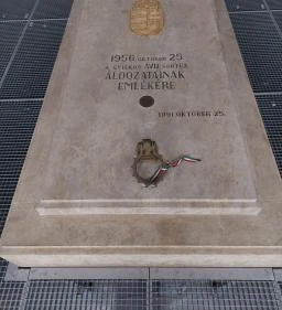 In memoriam 1956. október 25. Emlékhely & Kiállítás