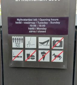 In memoriam 1956. október 25. Emlékhely & Kiállítás