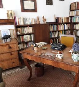 Irodalom Háza - Mészöly Miklós Emlékház