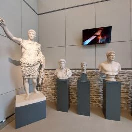 Iseum Savariense Régészeti Műhely és Tárház Szombathely - Belső