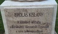 Iskolás kislány Törökbálint - Egyéb