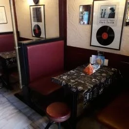 Isolabella Café & Pub Budapest - Belső