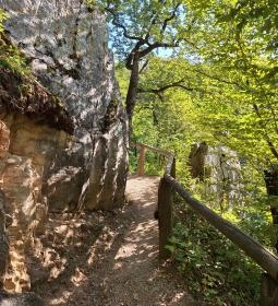 Istállóskői-barlang 