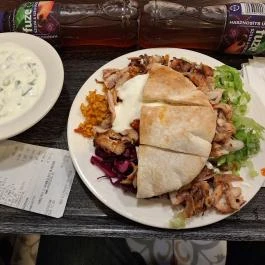 Kálvin Kebab Budapest - Étel/ital