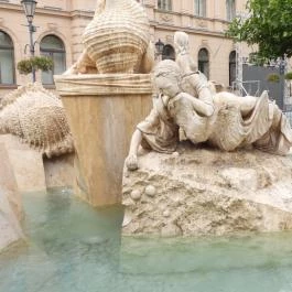 Ister-kút Esztergom - Külső kép