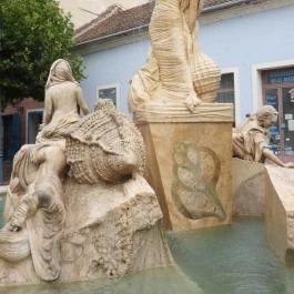 Ister-kút Esztergom - Külső kép