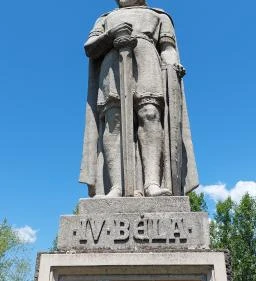 IV. Béla szobor