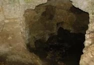 Jankovich-barlang Bajót