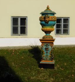 Janus Pannonius Múzeum - Zsolnay Kerámia Kiállítás