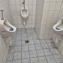 Jaromír'68 Cseh Sörbisztró Budapest - Mosdó