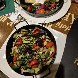 Jaromír'68 Cseh Sörbisztró Budapest - Étel/ital