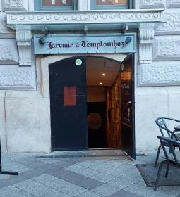 Jaromír a Templomhoz