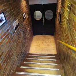 Jaromír a Templomhoz Budapest - Belső