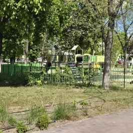 Játszótér, Hatvan - Külső kép