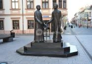 Jedlik Ányos és Czuczor Gergely szobra Győr