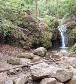 Jegenye-völgyi vízesés