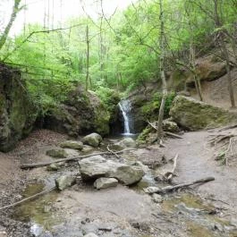 Jegenye-völgyi vízesés Solymár - Külső kép